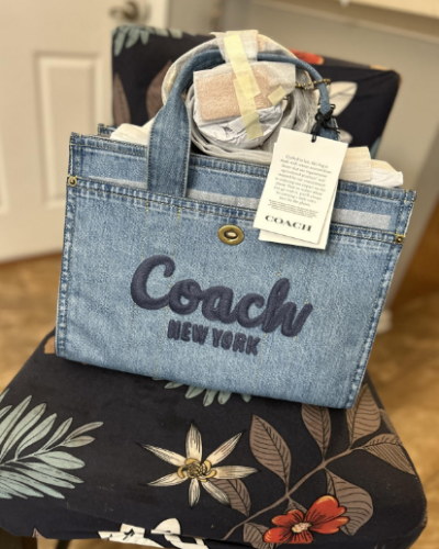 COACH Women's Cargo Tote Blue photo review