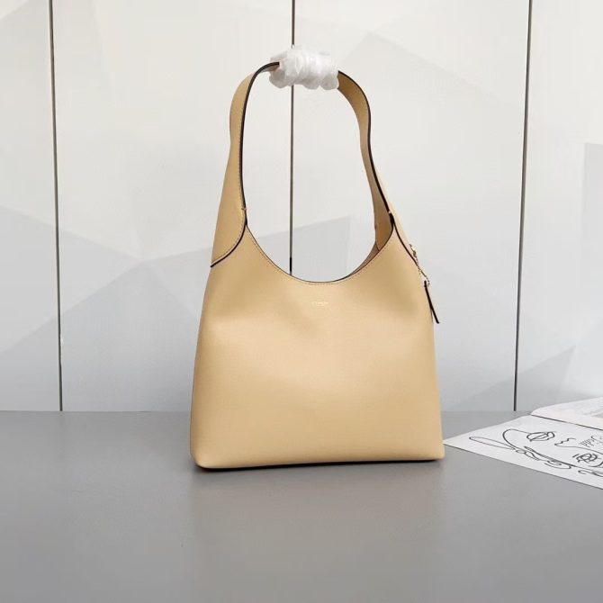 Coach Brooklyn Shoulder Bag 28 Light yellow