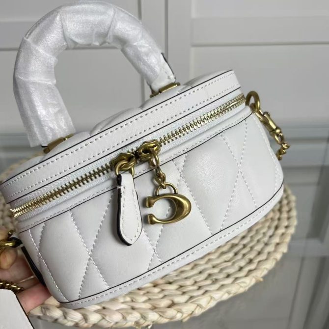 COACH Bucket Makeup bag White