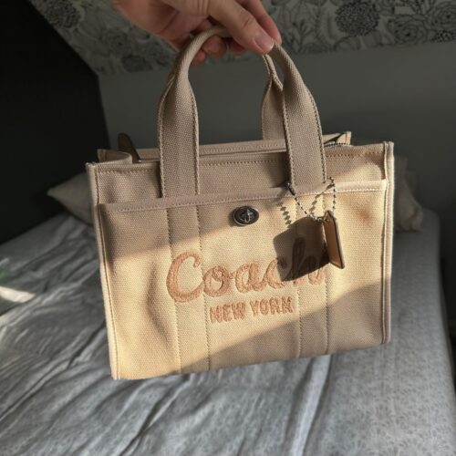 COACH Women's Cargo Tote Cream photo review