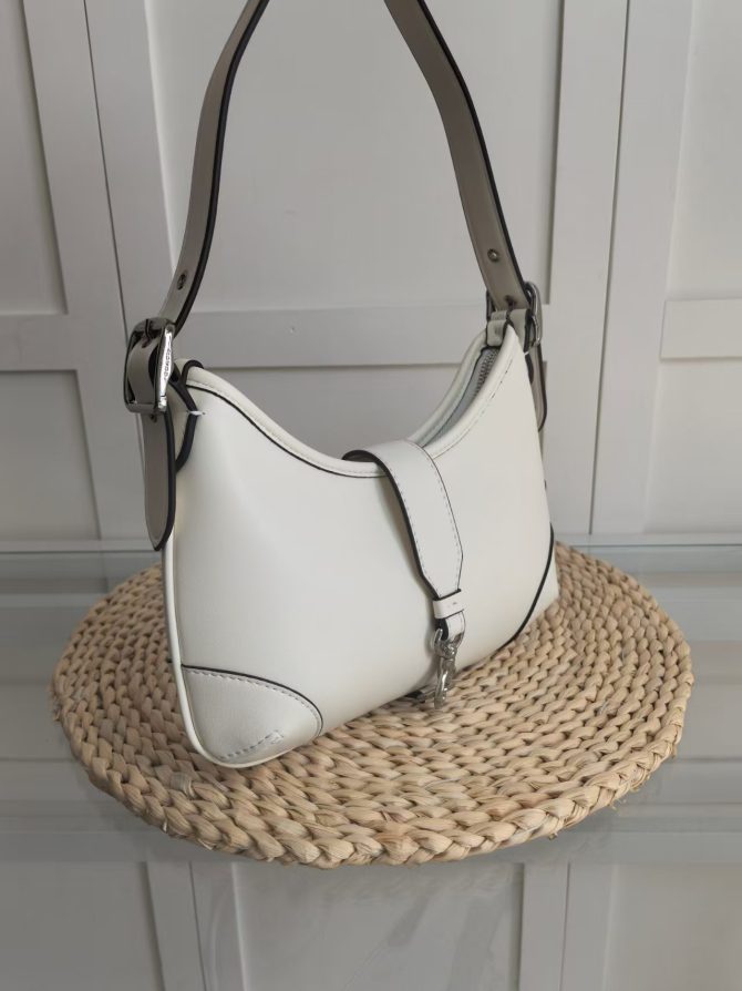 COACH Women's Hamptons Hobo White