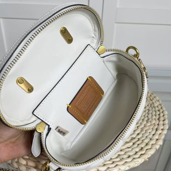 COACH Bucket Makeup bag White