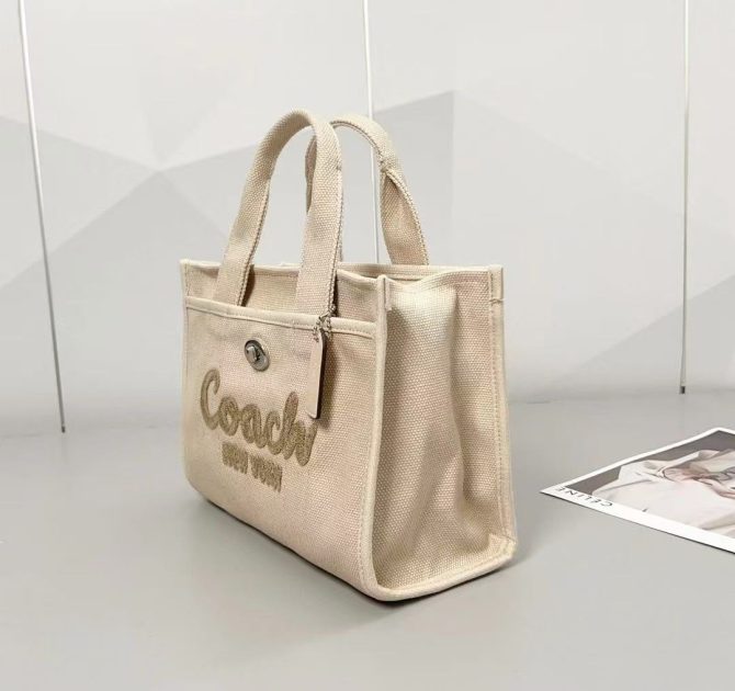 COACH Women's Cargo Tote Cream