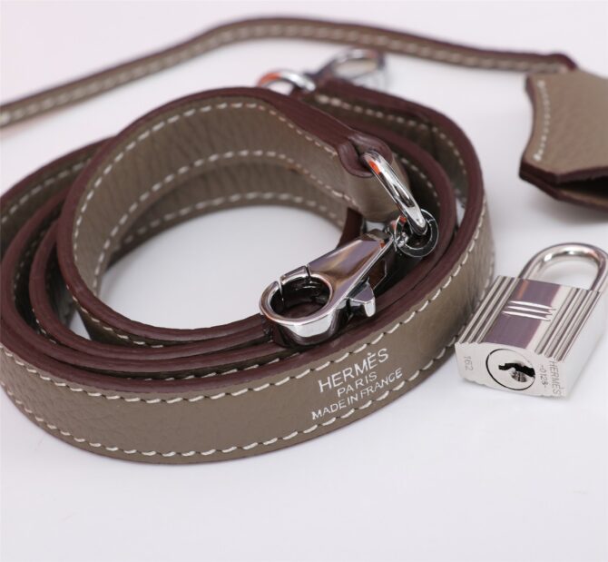 kelly 25 Silver buckle