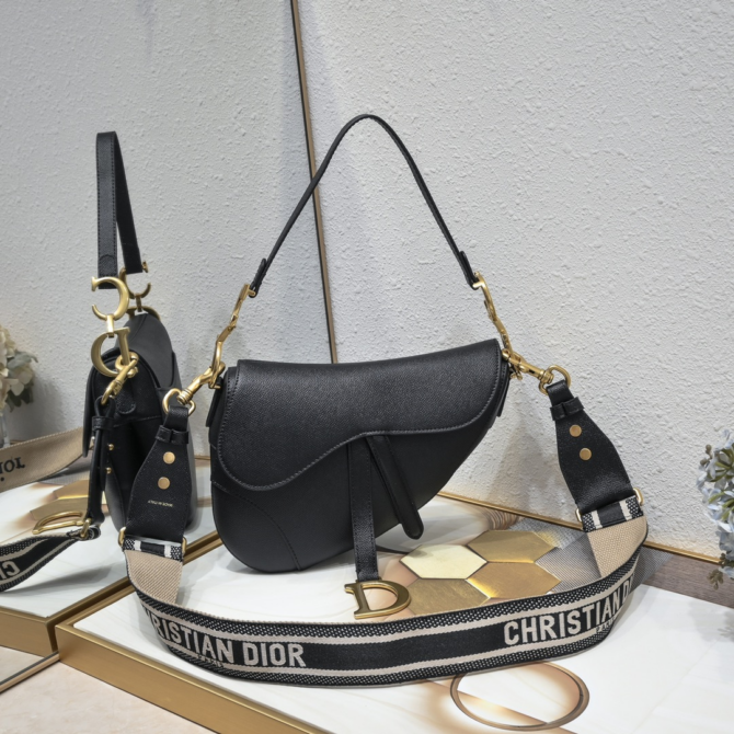 Dior Saddle bag