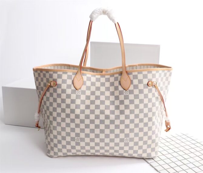 Neverfull Bandoulière Inside Out GM Plaid pattern