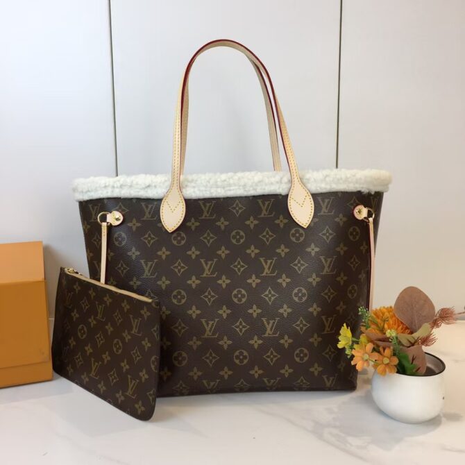 Neverfull M40995 lambskin