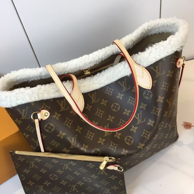 Neverfull M40995 lambskin