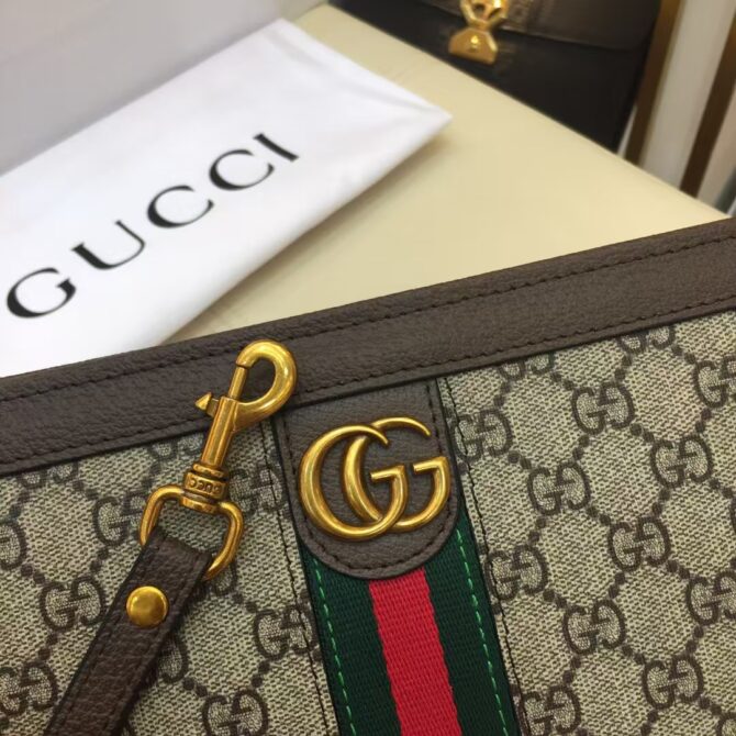 Gucci Casual clutch 66493-44