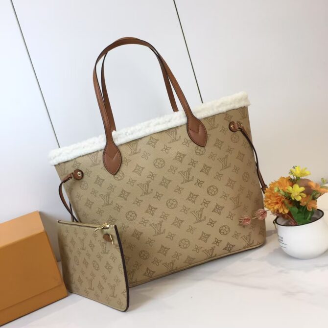 Neverfull M40995 lambskin