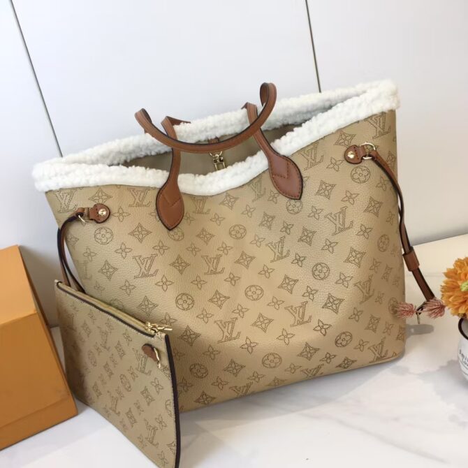 Neverfull M40995 lambskin