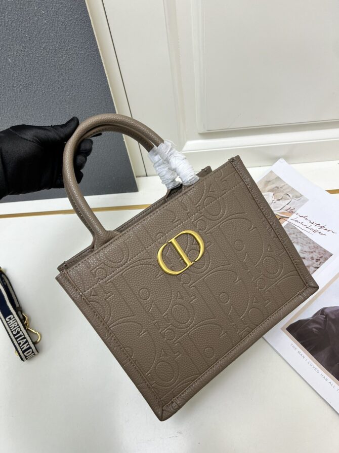 Dior Book Tote Y1265