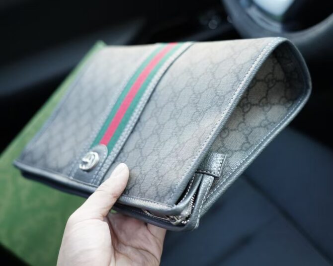 Gucci Handbag 598331