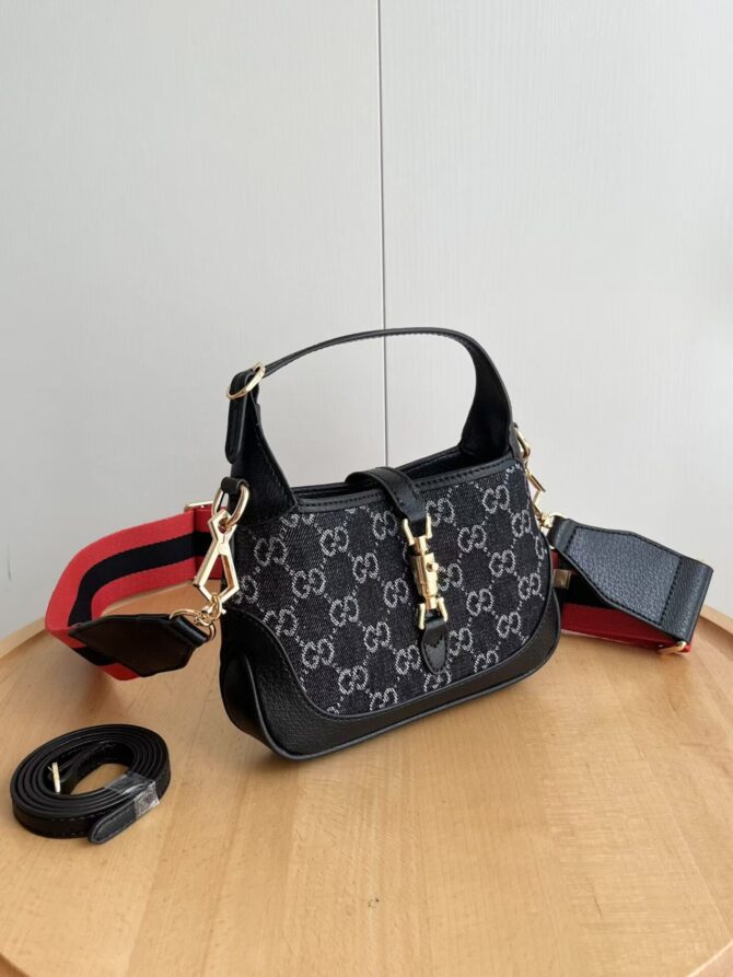 Gucci Rectangular tote bag Small size  685127