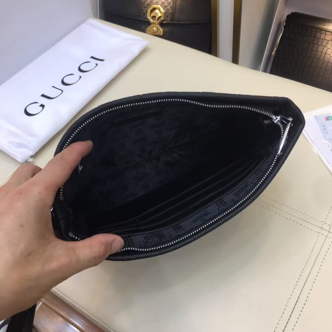 Gucci Casual clutch 66483-4