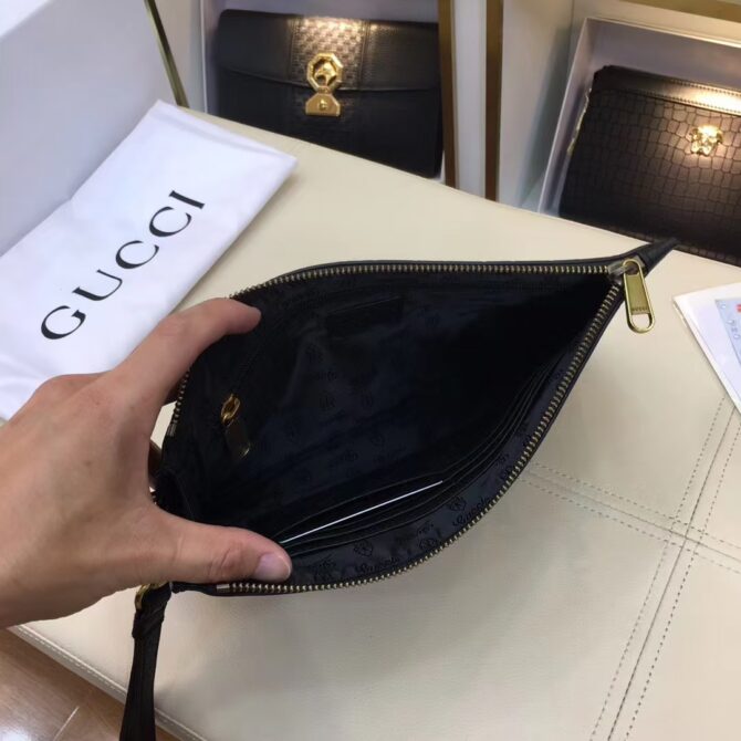 Gucci Casual clutch 308-4