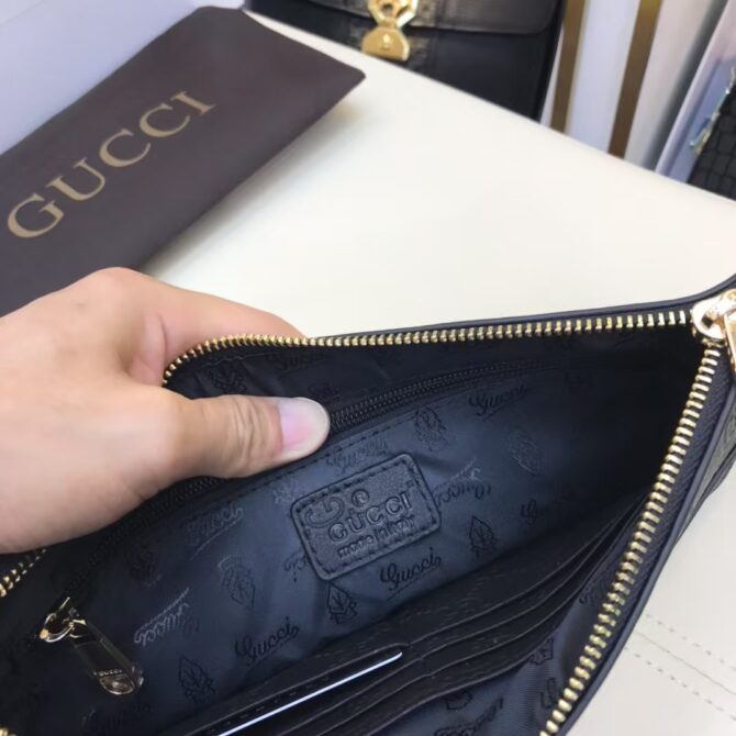 Gucci Casual clutch 8123-4