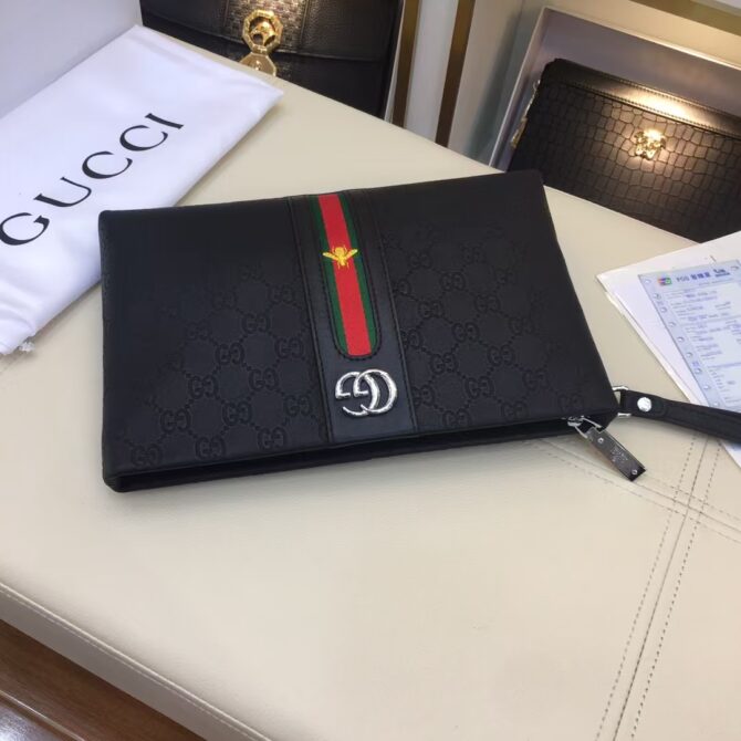 Gucci Casual clutch 66482-4